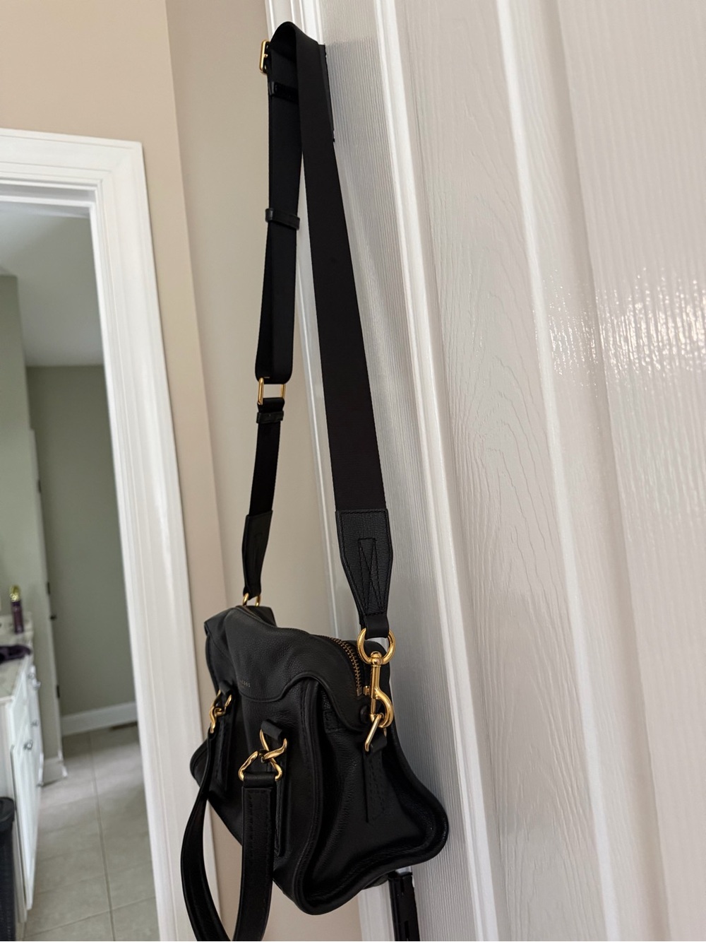 Marc Jacobs Black Pebbled Leather Wellington Satchel with Gold Hardware with COA - Picture 5 of 16